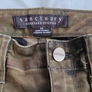 Sanctuary Olive Camo High-Rise Pants